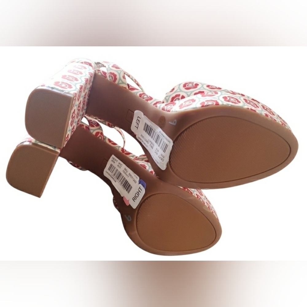 Glam Pinup 9 Kentucky Derby Retro Flower Power Platform Ankle Strap Shoe New - Picture 4 of 5